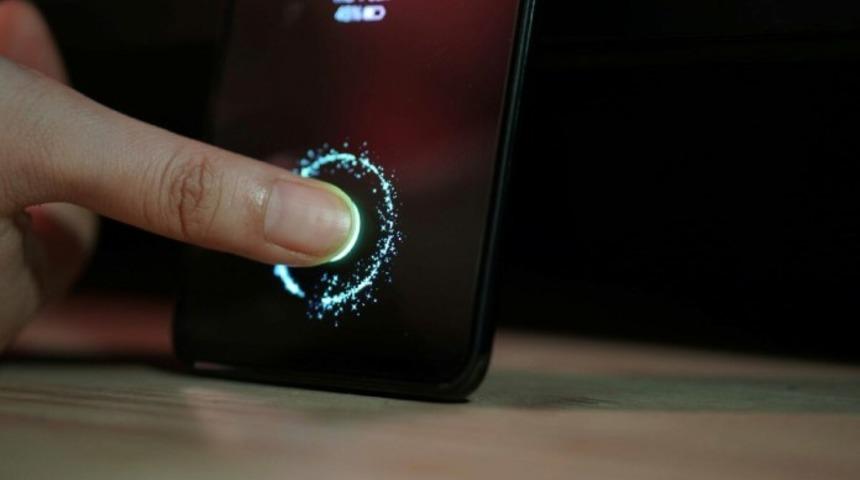 Huawei LCD ekranlarda yepyeni bir sistem denemeyi planlıyor