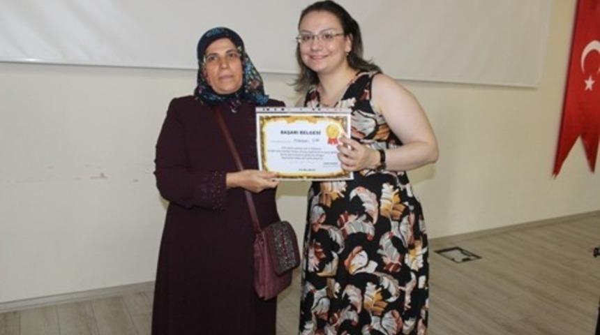 Okuma yazma bilmeyen kadınların umudu oldu