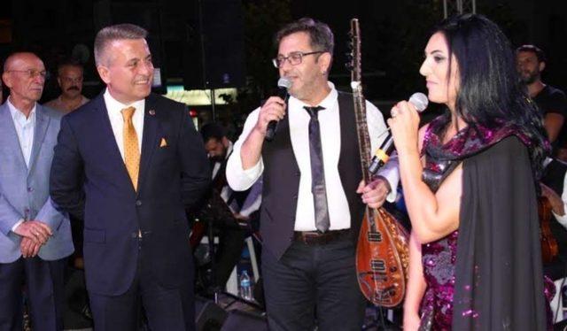 Alacam’da Türk Halk müziği konseri