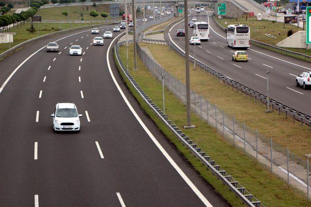 Bayram dönüşü Bolu geçişinde trafik yok