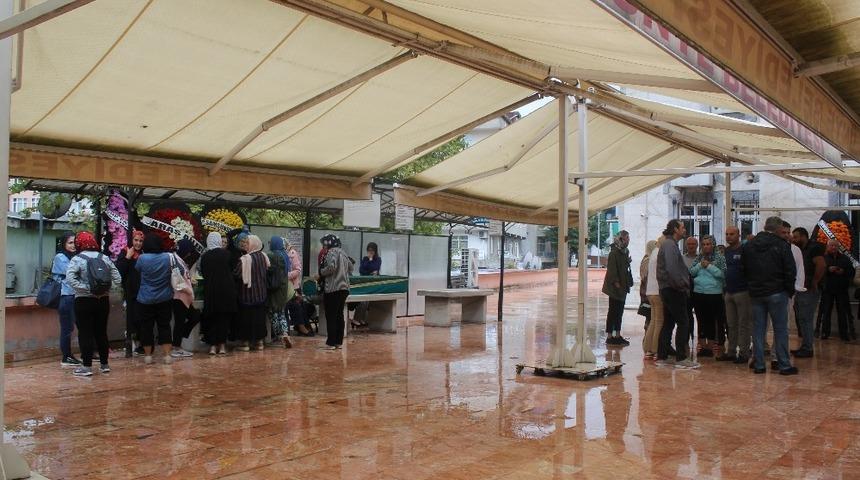 CHP’li vekil önce kayınpederini sonra kayınvalidesini kaybetti