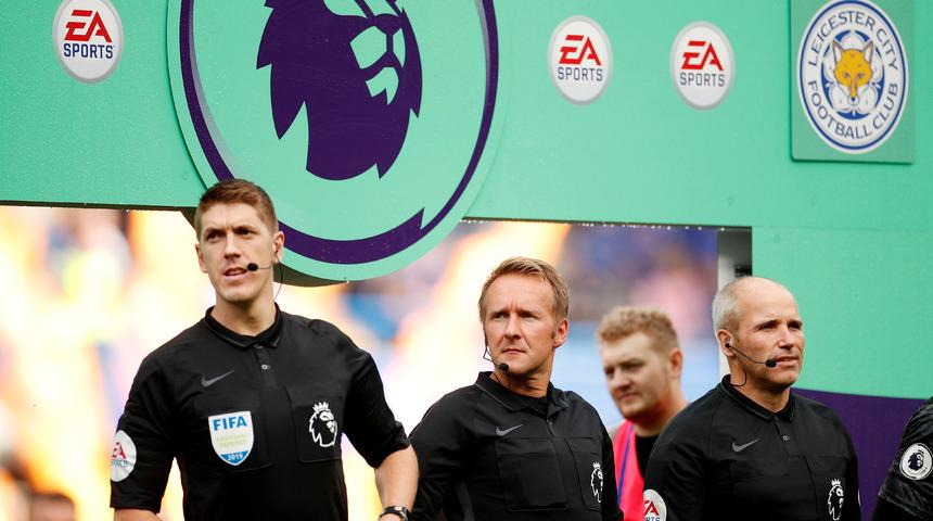 Hakem trafiğe takıldı, maça geç kaldı!