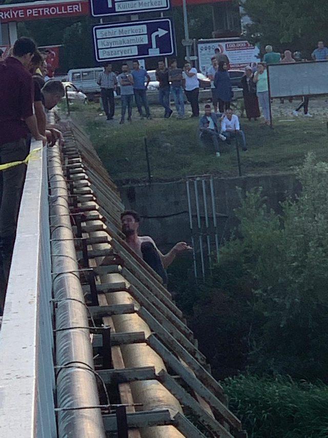 K&ouml;pr&uuml;den atladı, yara almadan kurtuldu 1