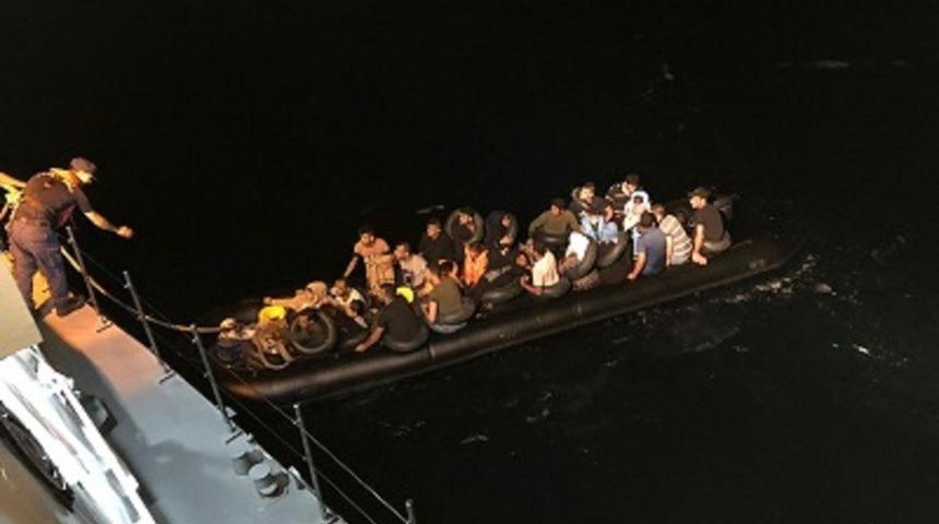 Ayvalık&rsquo;ta 41 g&ouml;&ccedil;men yakalandı