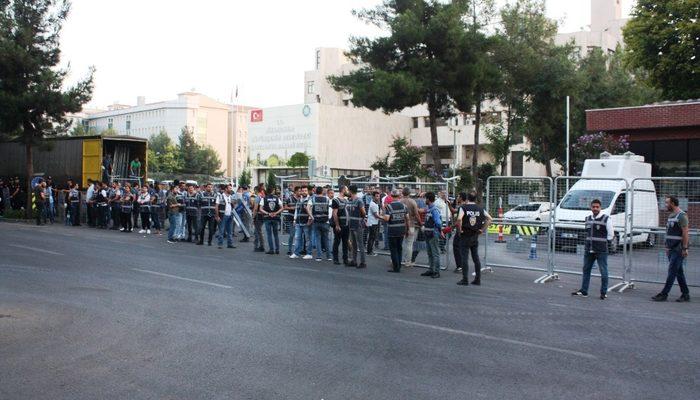 Diyarbakır, Mardin ve Van Büyükşehir Belediye Başkanları görevlerinden uzaklaştırıldı