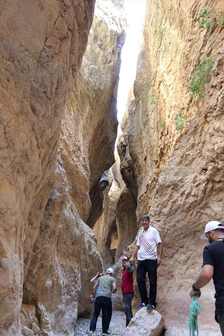 Saklıkapı ve Karaleylek kanyonları doğa tutkunlarını cezbediyor G5