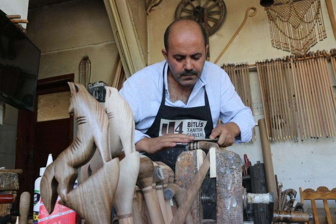 (&Ouml;zel) 1071 Malazgirt kutlamaları i&ccedil;in baston hazırlığı