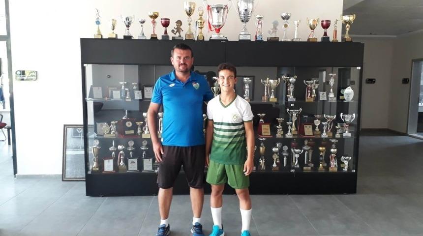 Salihlispor’dan Manisa FK’ya!