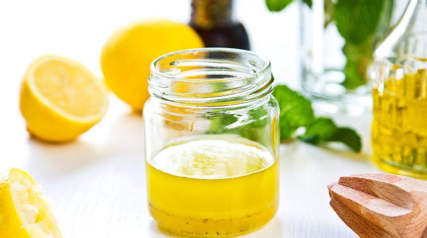 Her sabah zeytinyağı ve limon suyu içmeniz için 4 önemli neden