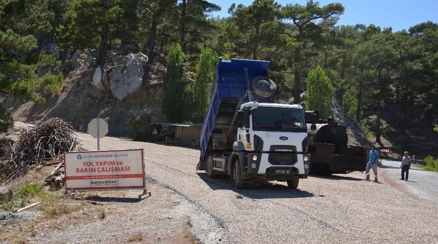Alanya Yaylakonak yolu asfaltlanıyor