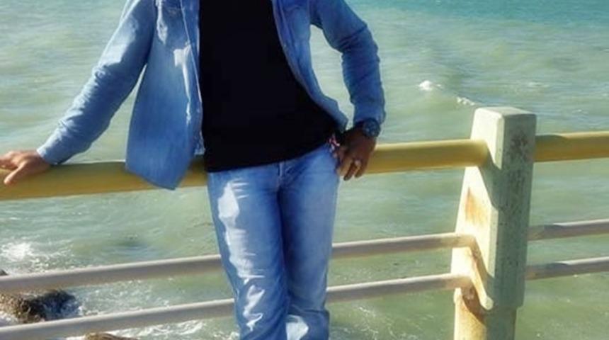 &Ccedil;aya elektrik verip balık avlamak istedi, akıma kapılarak &ouml;ld&uuml;