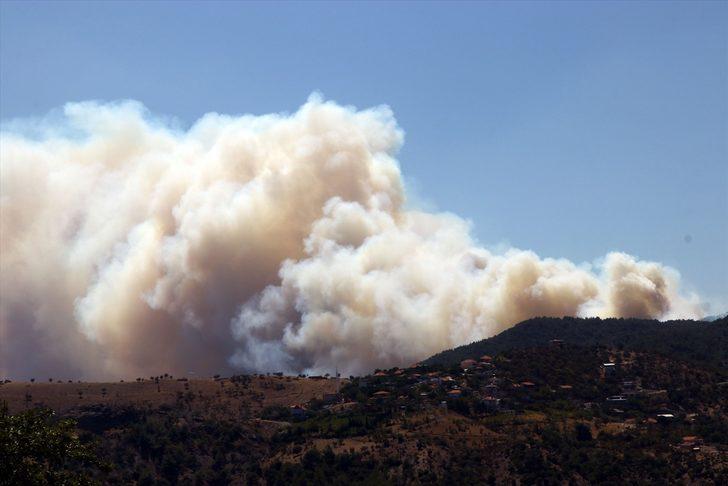 1 gündür devam ediyor! İzmir'deki yangına müdahale sürüyor G2
