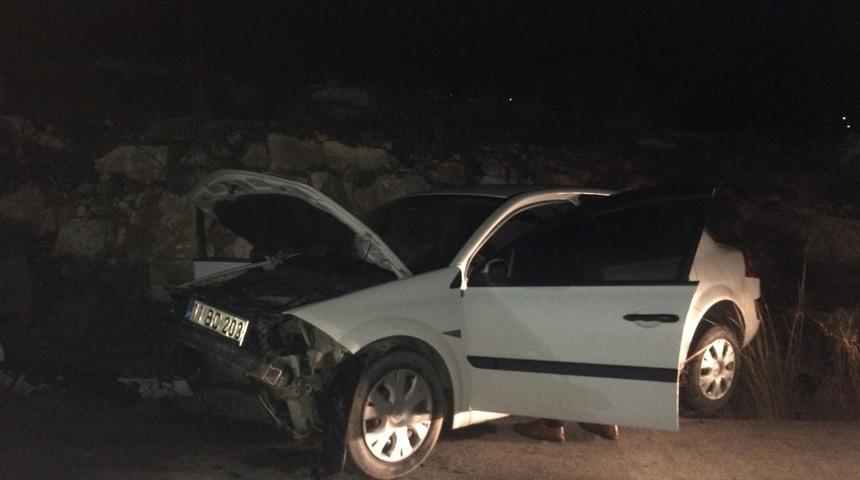 G&uuml;l&uuml;mbe rampalarında trafik kazası; 2 yaralı