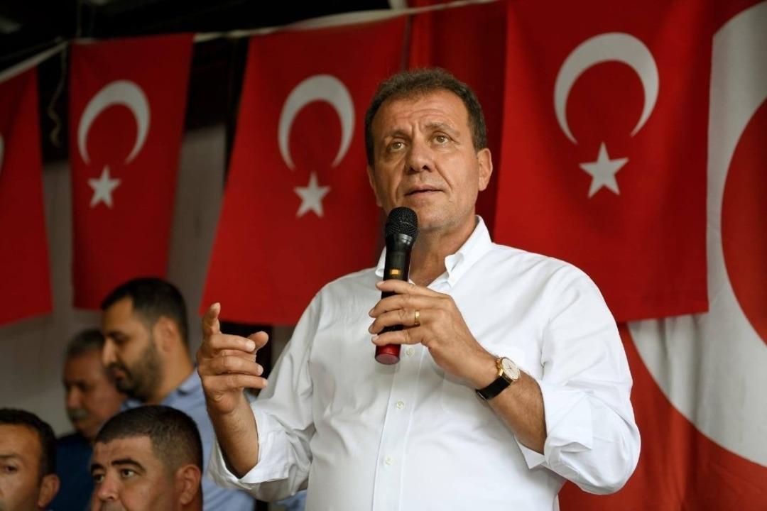 Se&ccedil;er: "Vicdanım rahat etsin diye b&uuml;t&uuml;n dosyaları a&ccedil;tırdım, hepsi m&uuml;fettişlerin elinde"