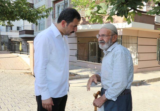 Baydilli, ilçede alan gezilerini sürdürüyor