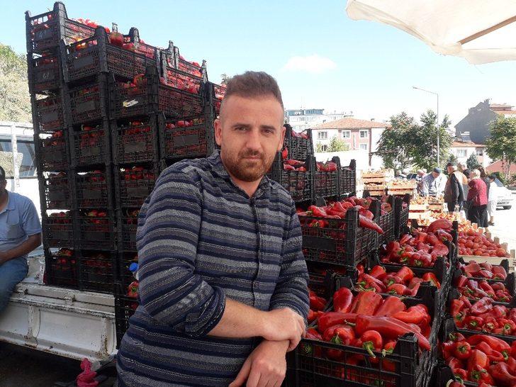 Bilecik’te salçalıklar pazar tezgâhlarını doldurdu G2