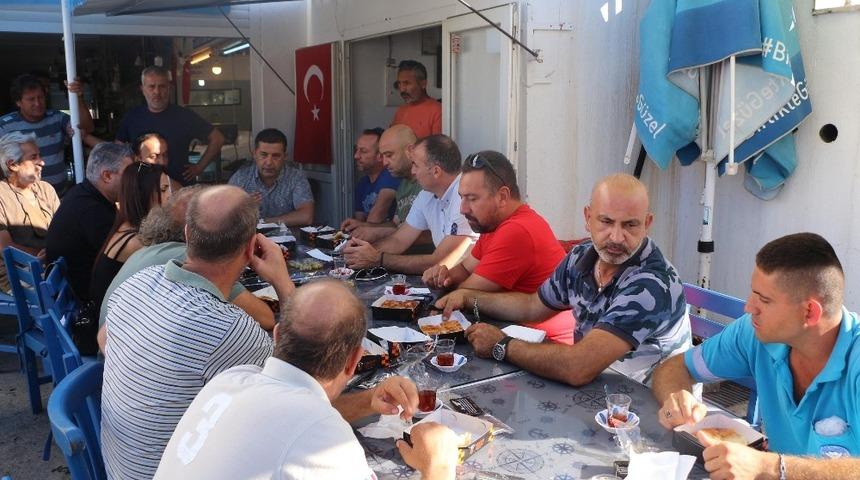 Başkan G&uuml;nel, balık&ccedil;ı esnafıyla buluştu