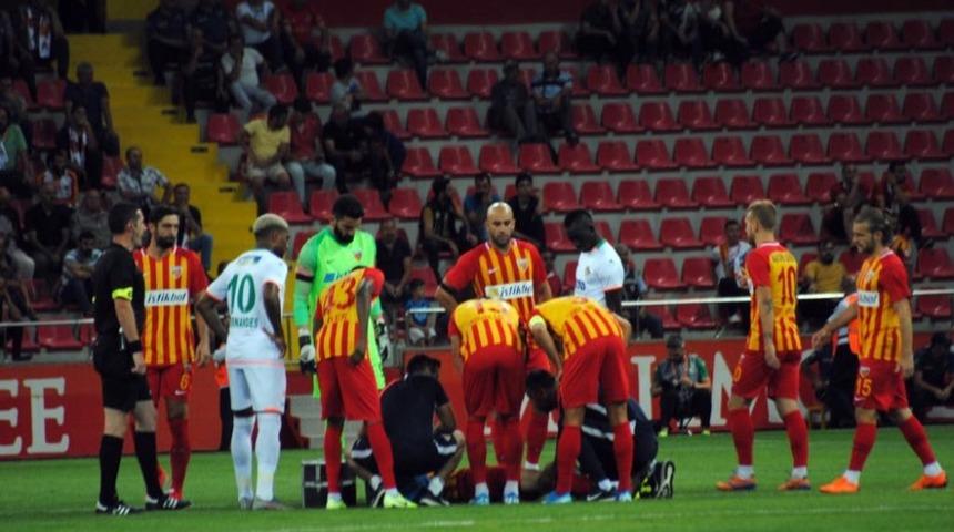 Kayserispor&rsquo;da Alpay sakatlandı