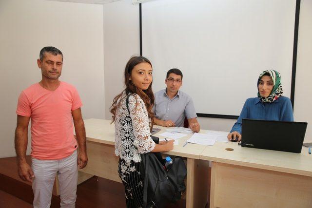 Bayburt Üniversitesi’nde yeni dönem öğrenci kayıtları başladı