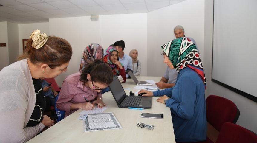 Bayburt Üniversitesi’nde yeni dönem öğrenci kayıtları başladı