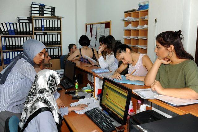 ADÜ’de yeni kayıt heyecanı başladı