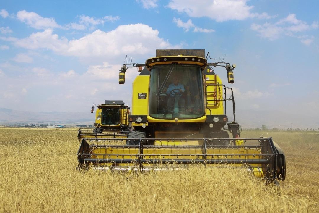 Atat&uuml;rk &Uuml;niversitesi, tarımsal eğitimin ilerlemesine y&ouml;nelik &ccedil;alışmalarını s&uuml;rd&uuml;r&uuml;yor