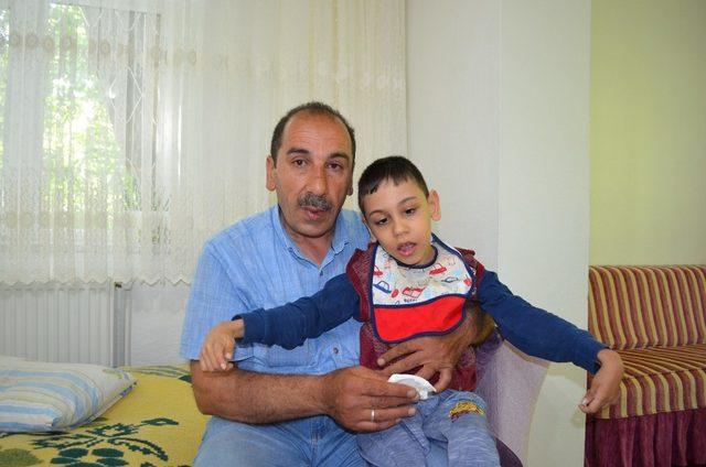 Serebral palsi hastası Yiğit Ali için yardım kampanyası
