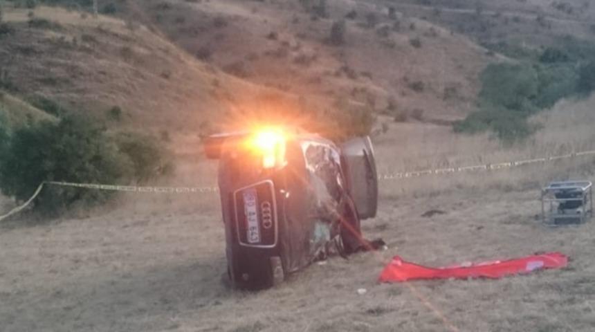 Sivas'ta otomobil devrildi: 1 ölü, 3 yaralı