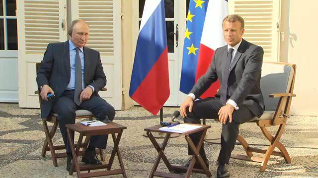 Macron ve Putin görüşmesinde 'sarı yelekliler' mesajı