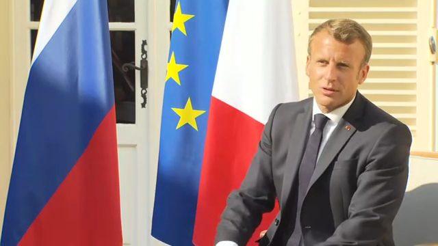 Macron ve Putin görüşmesinde 'sarı yelekliler' mesajı