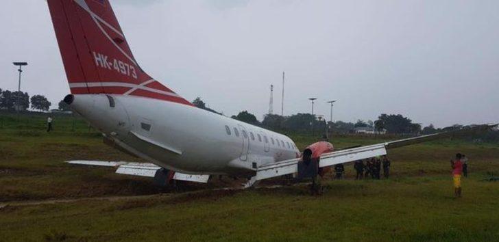 Kolombiya'da şiddetli sağanak uçağın pistten çıkmasına sebep oldu G3