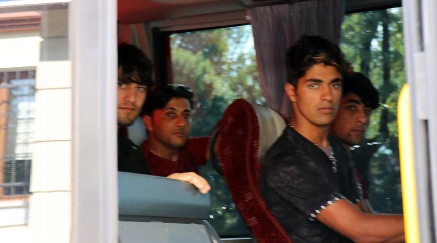 Afgan cinayeti sonrası 73 Afgan sınır dışı edildi