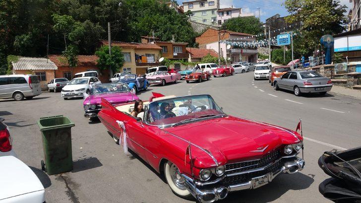 Bu düğün konvoyu şaşkına çevirdi! Milyonlarca liralık gelin arabası G5