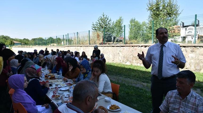 Erzincan&rsquo;da destekleme ve yetiştirme kursları devam ediyor