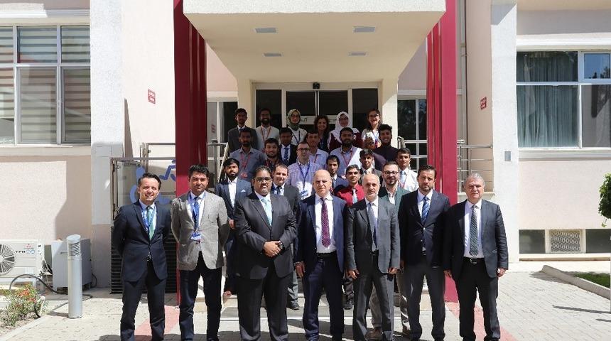 Pakistanlı stajyer mühendisler Türk Havacılık ve Uzay Sanayii'nde yaz stajına başladı