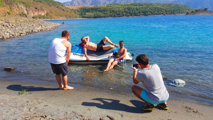 Nemrut Krater Gölü’nde jet ski yaptı G2