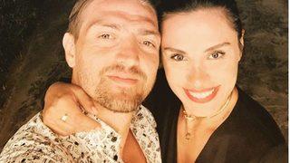 Caner Erkin ve Şükran Ovalı kızlarının fotoğrafını ilk kez paylaştı