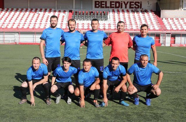 Bayraklı’da Başkanlık Futbol Turnuvası başladı