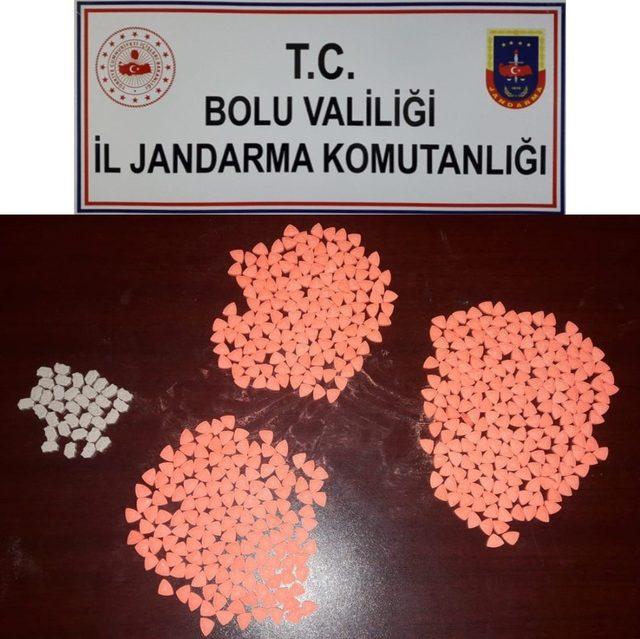 Bolu’da, uyuşturucu ve kaçak içki operasyonu: 4 gözaltı