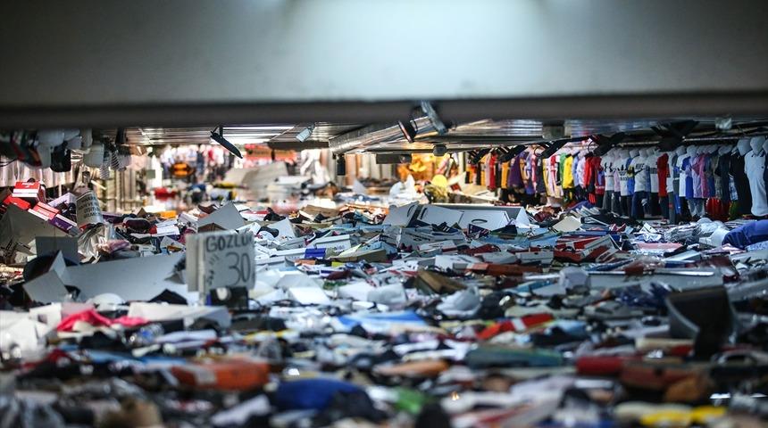 Eminönü'nde yağıştan etkilenen esnafa 100 bin TL'lik kredi!