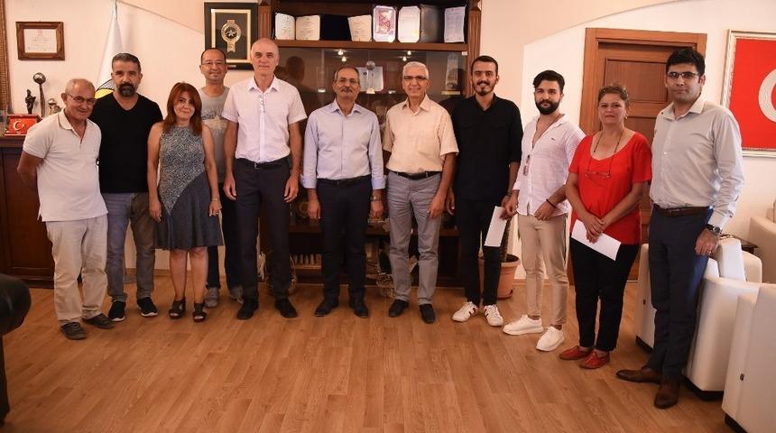 Fotoğraf yarışmasında dereceye girenlere ödülleri verildi