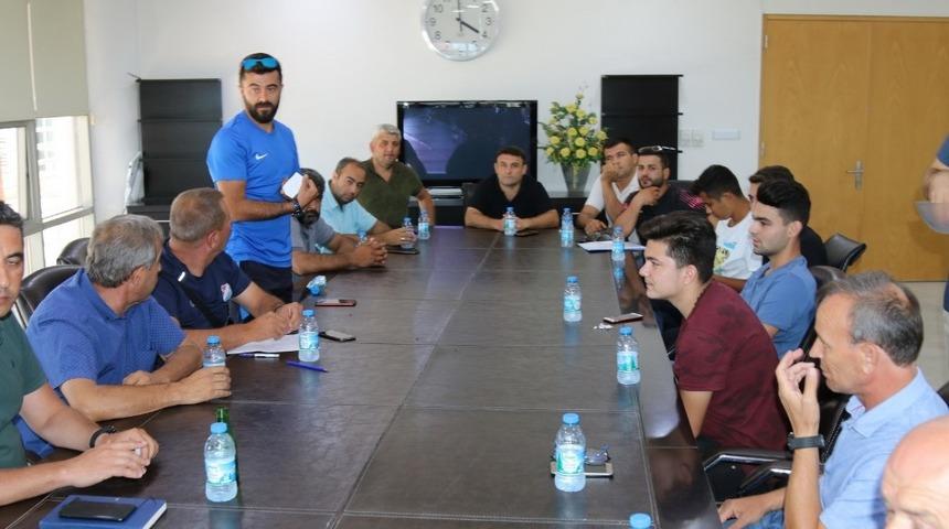 Akhisar Nostalji Futbol Turnuvası 21 Ağustos&rsquo;ta başlıyor