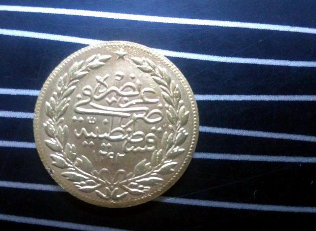 Sahte Osmanlı sikkesi satmaya &ccedil;alışırken yakalandılar 1
