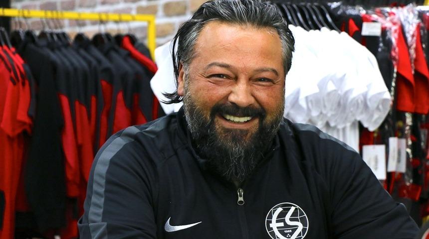 Eskişehirspor Başkanı Osman Taş, istifa kararından vazgeçti