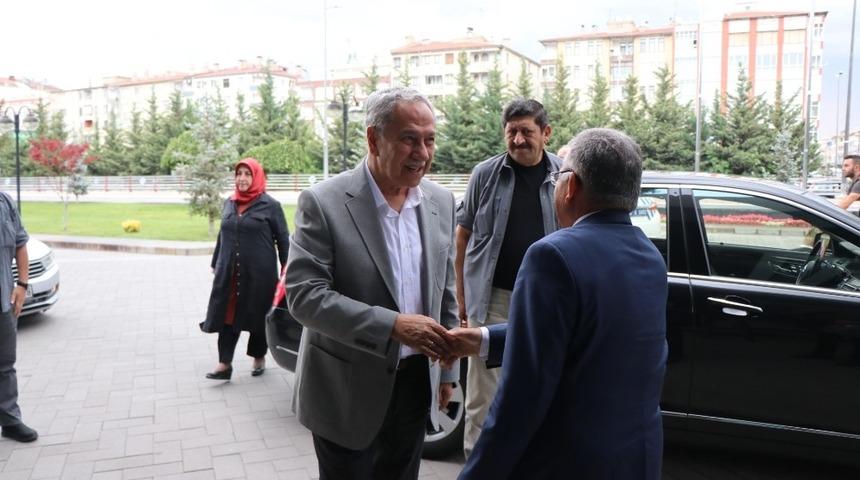 B&uuml;lent Arın&ccedil; Kayseri&rsquo;de
