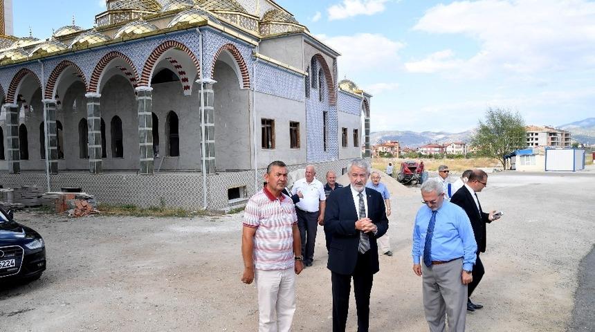 Isparta Belediyesi&rsquo;nden Tabakhane Camii&rsquo;ne &ccedil;evre d&uuml;zenlemesi
