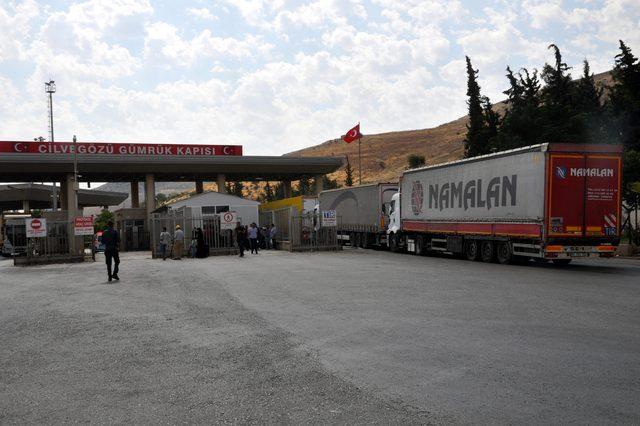 Cilvegözü’nde TIR yoğunluğu