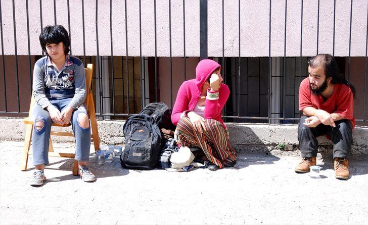 Ataşehir'de 'çöp evde' temizlik G5