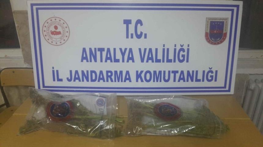 Antalya&rsquo;da uyuşturucu madde ele ge&ccedil;irildi