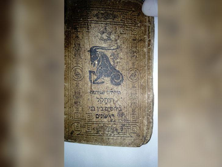 Malatya'da piyasa değeri 5 milyon dolar olan İbranice el yazması kitap ele geçirildi G5